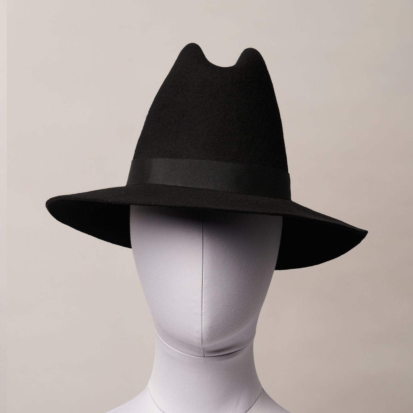 ATTIS (BLACK)