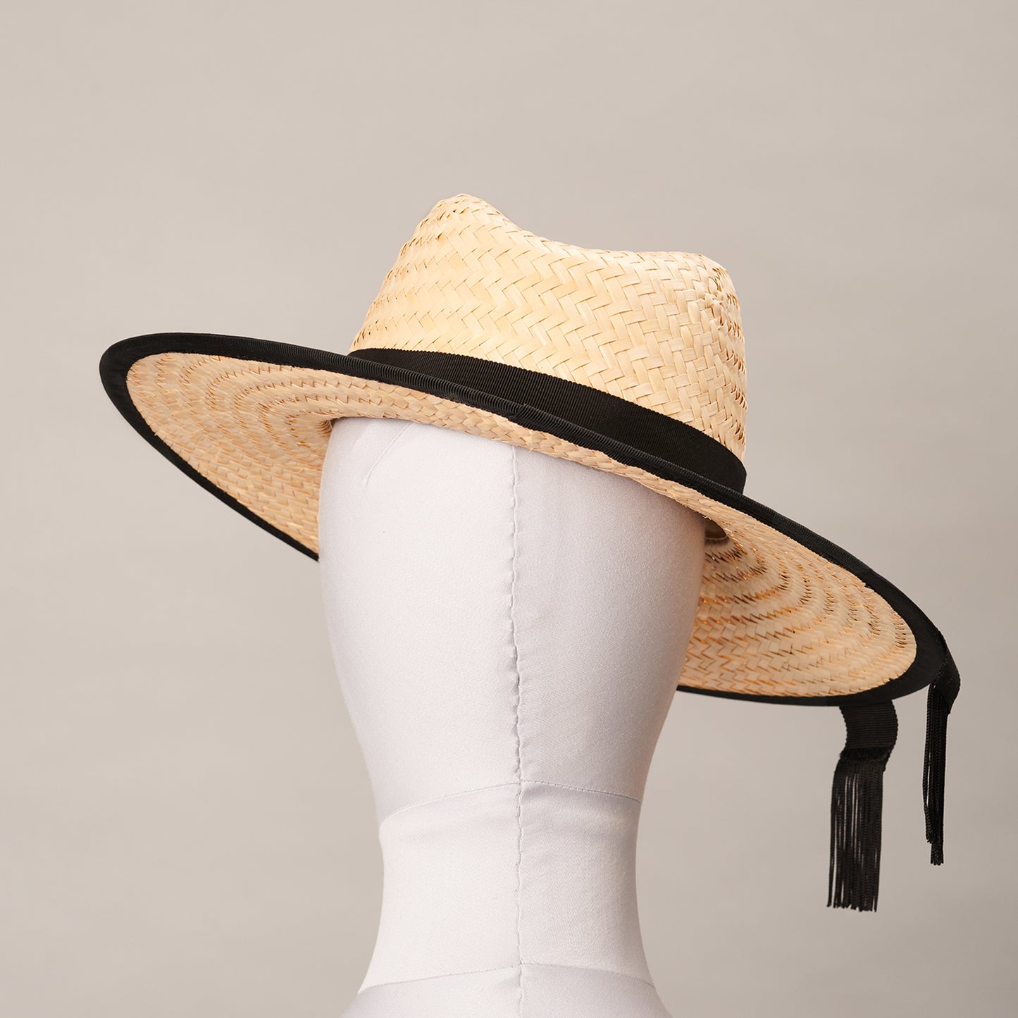 BERGMAN (PALM STRAW)