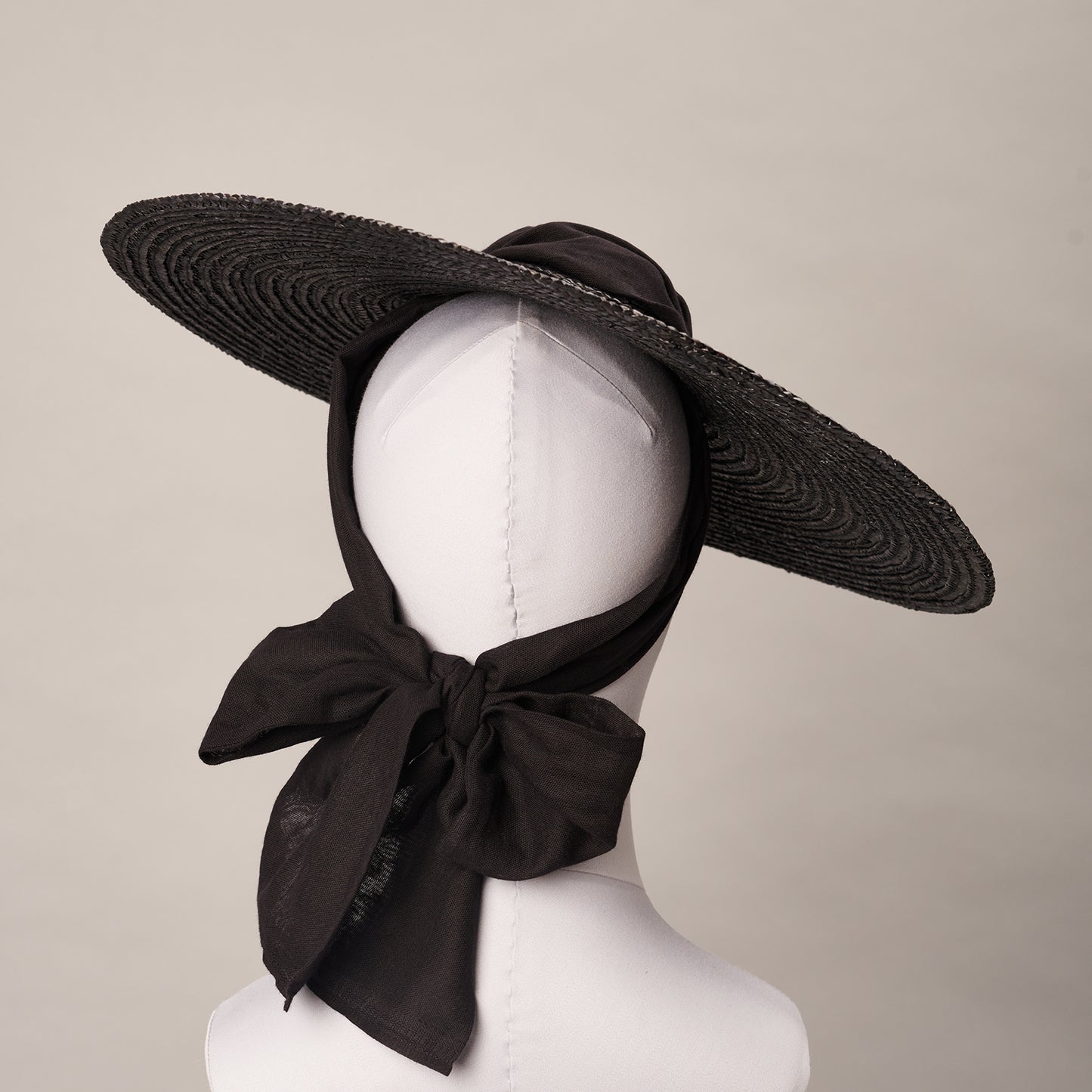 BIBI (BLACK)