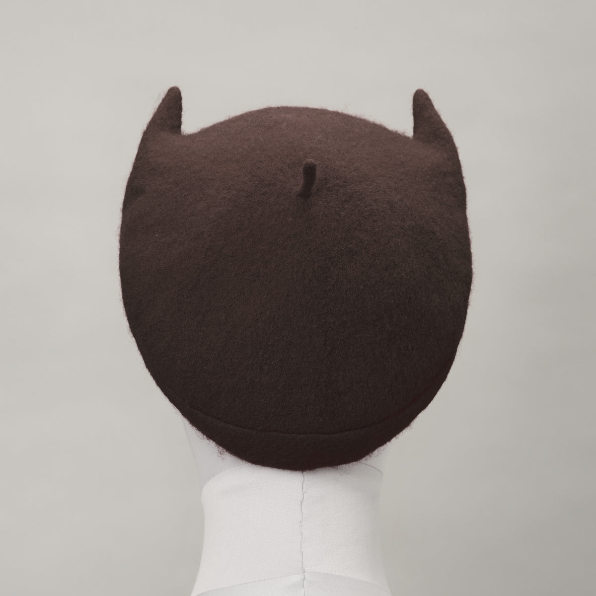 AGRAT (BROWN)