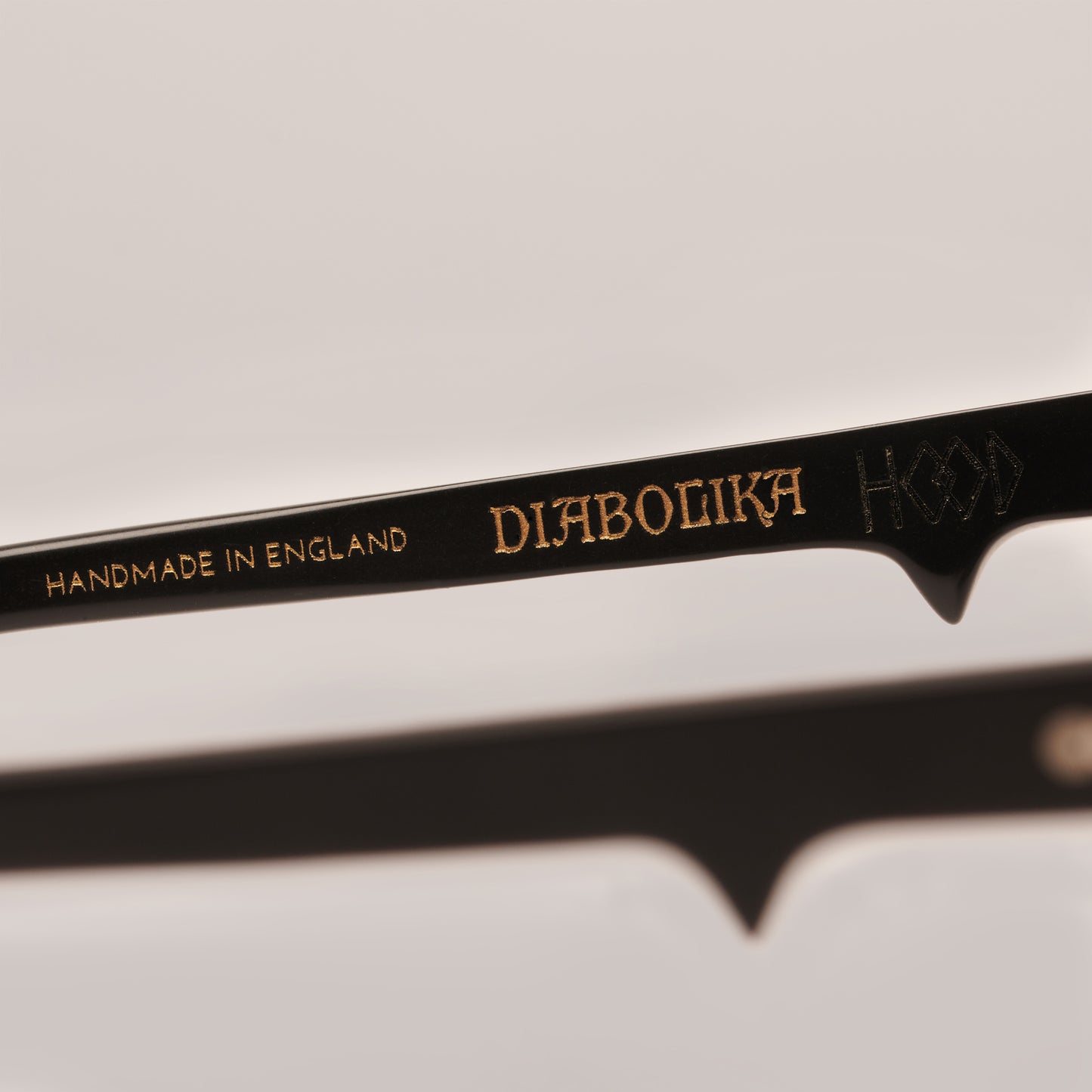 DIABOLIKA matte black